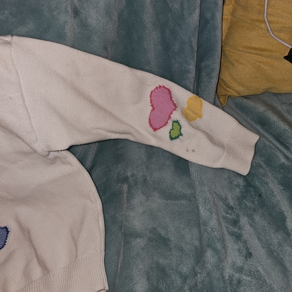 Forever 21 Kids White Sweater with Blue Care Bear Design Grumpy Bear - Picture 4 of 14